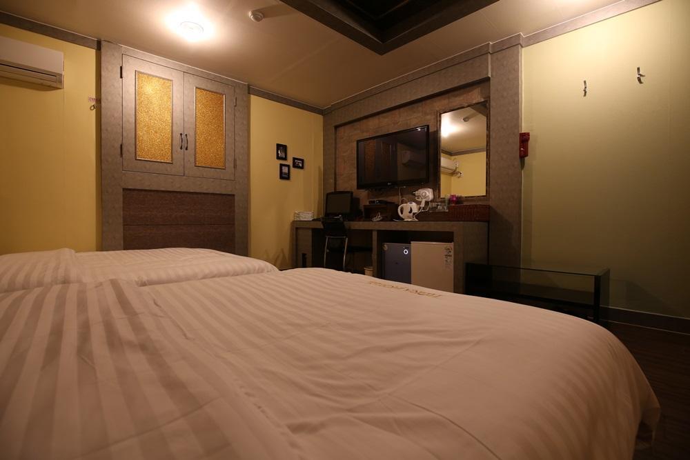 Hera Motel Daejeon Buitenkant foto