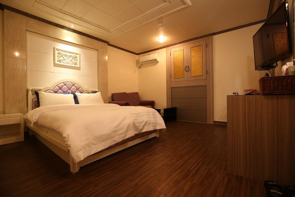 Hera Motel Daejeon Buitenkant foto